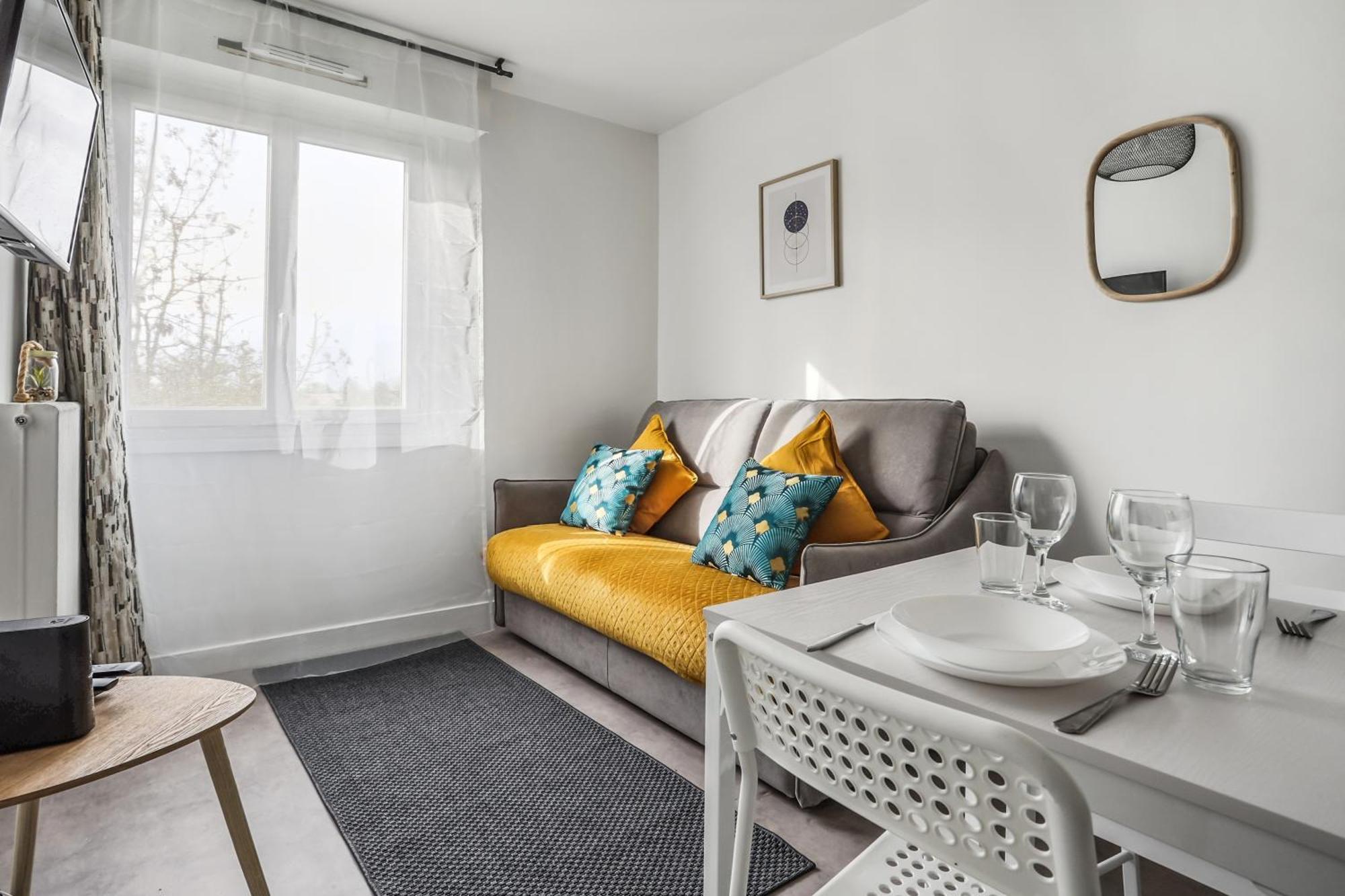 Comfortable Studio Dowtown Corbeil-Essonnes Luaran gambar
