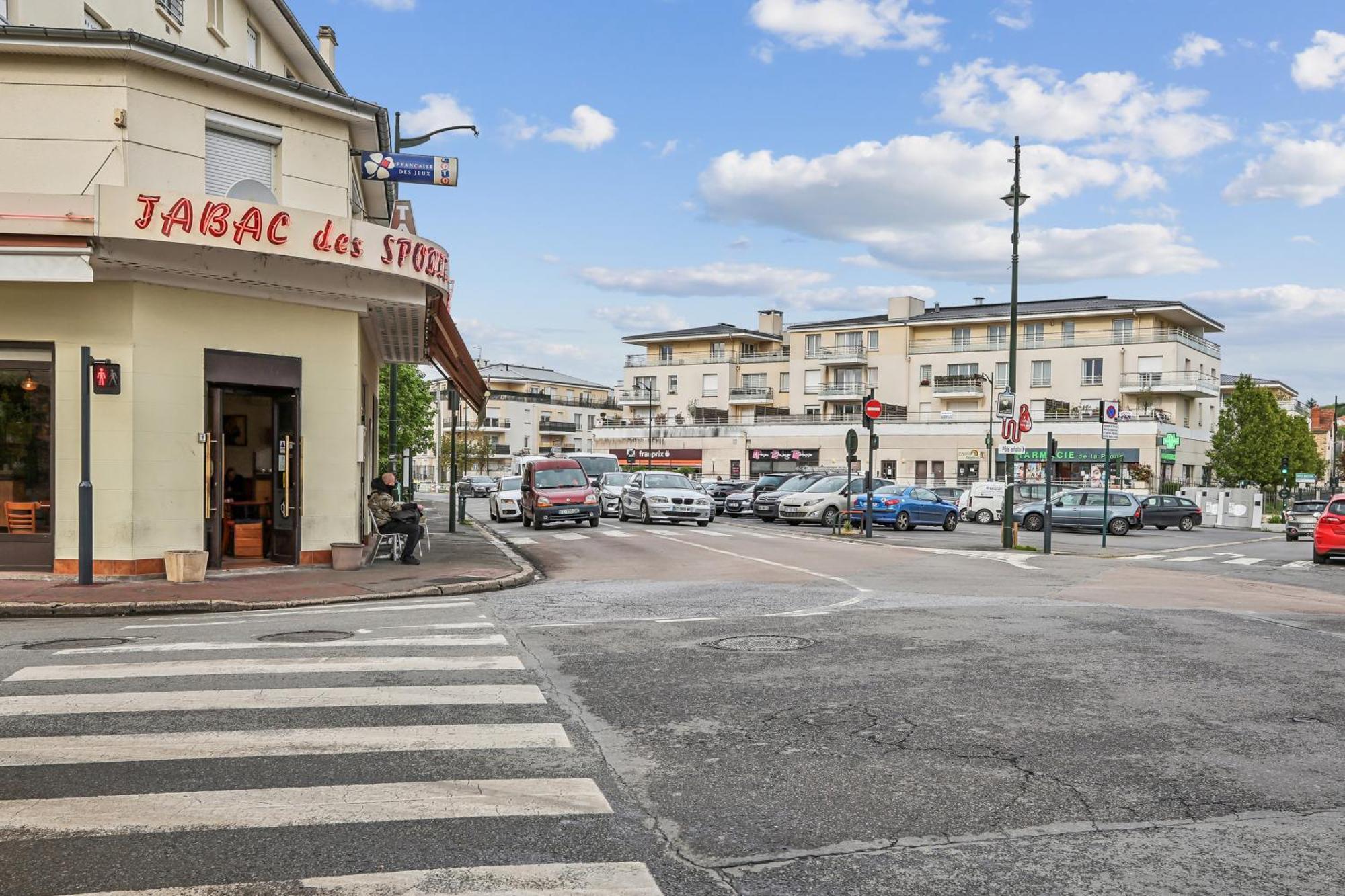 Comfortable Studio Dowtown Corbeil-Essonnes Luaran gambar